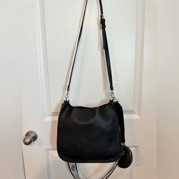 NWT- STEVE MADDEN Black Bjessi Crossbody Bag - Picture 12 of 16